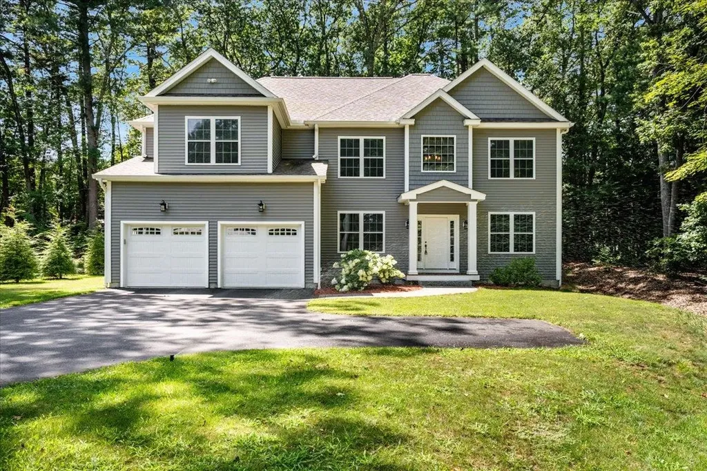 26 Coburn Avenue Nashua NH 03063
