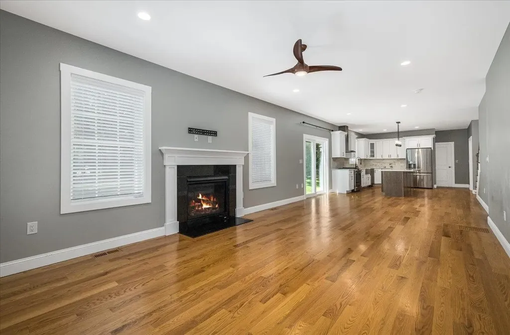 26 Coburn Avenue Nashua NH 03063