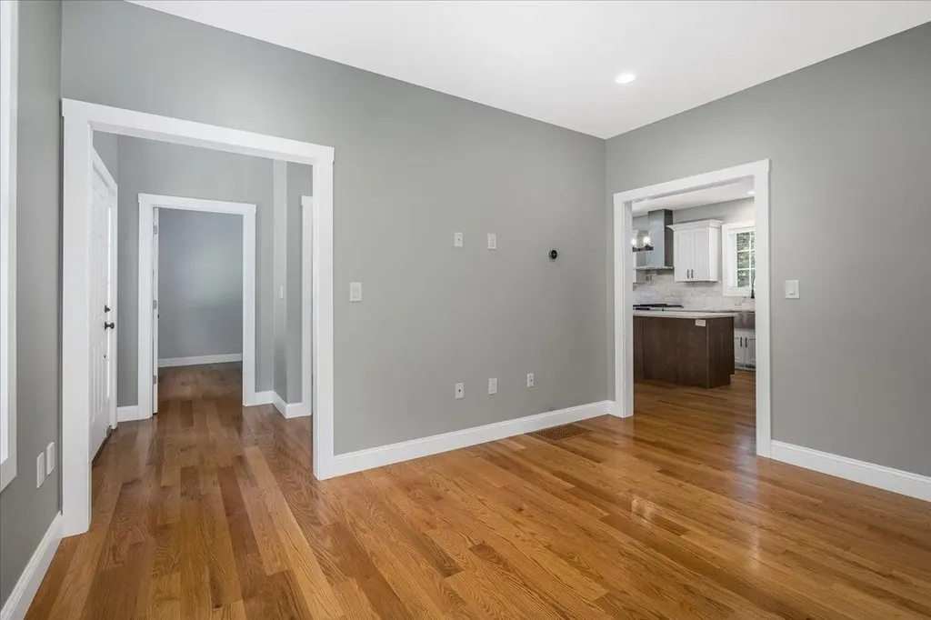 26 Coburn Avenue Nashua NH 03063