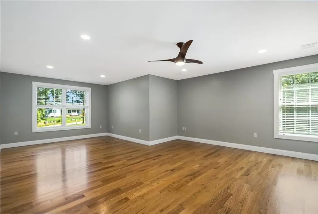 26 Coburn Avenue Nashua NH 03063