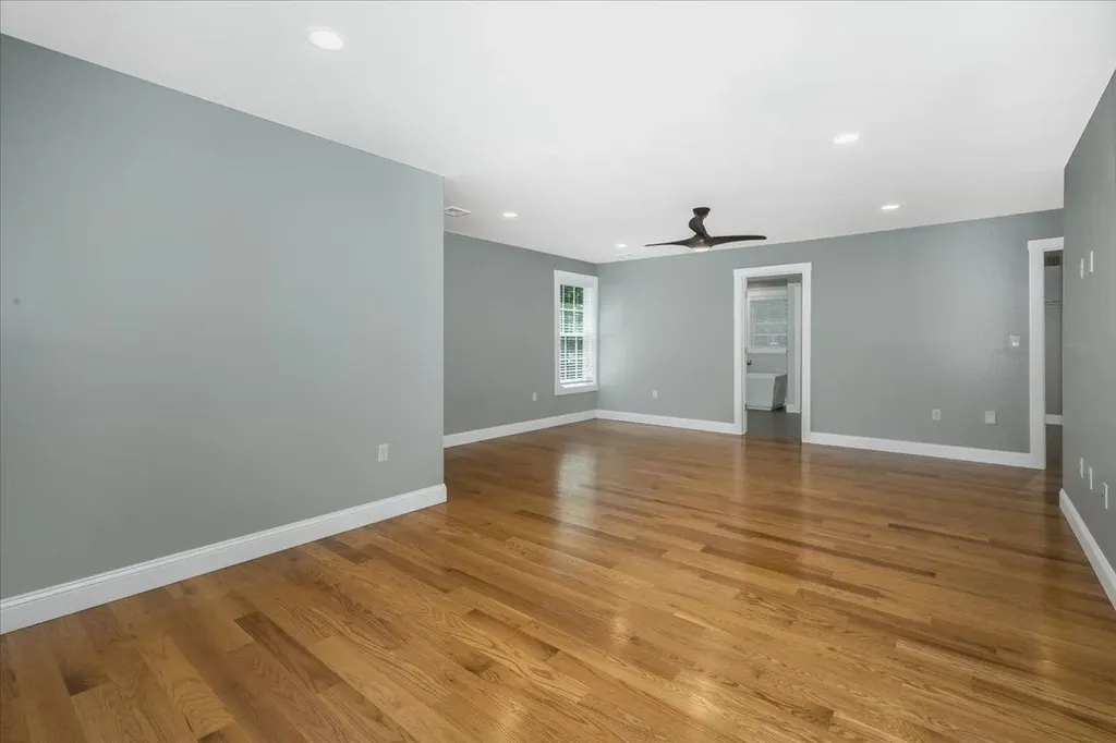 26 Coburn Avenue Nashua NH 03063