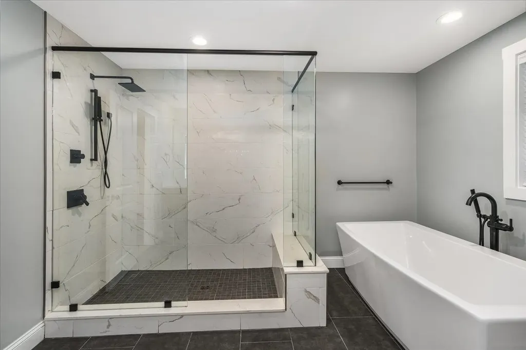 26 Coburn Avenue Nashua NH 03063