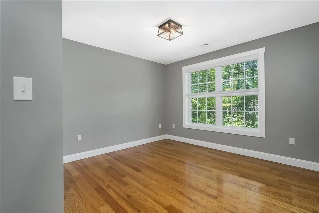 26 Coburn Avenue Nashua NH 03063