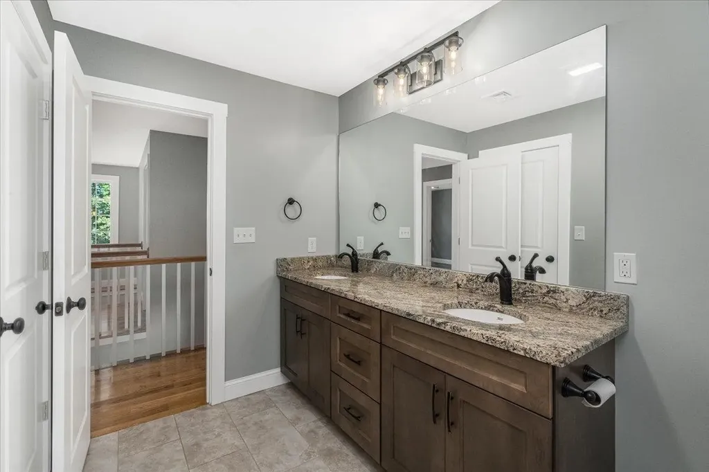 26 Coburn Avenue Nashua NH 03063