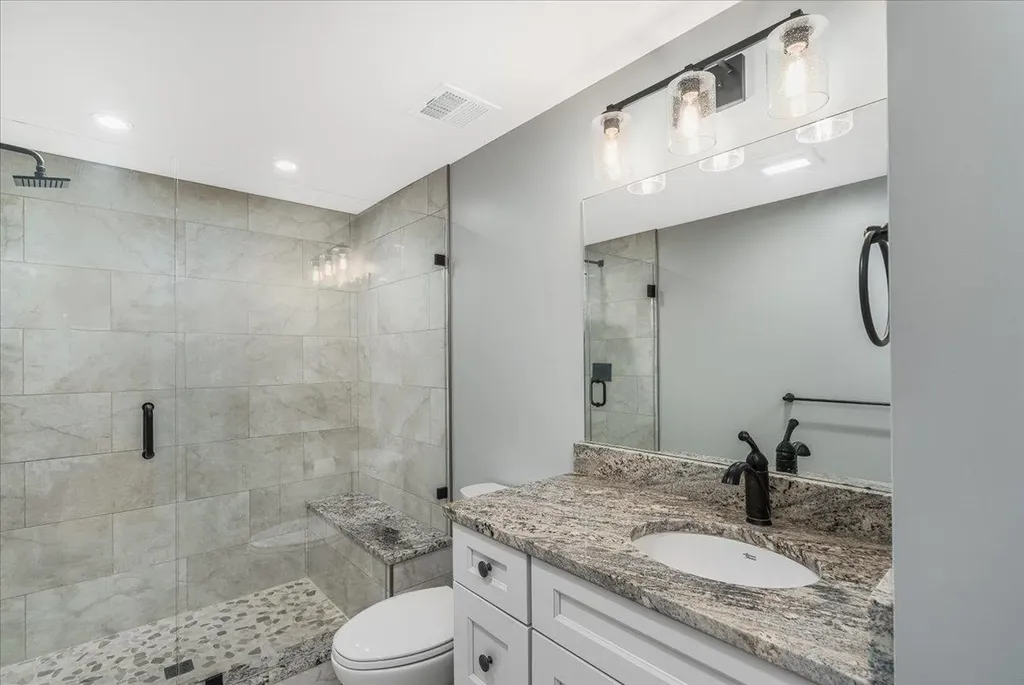 26 Coburn Avenue Nashua NH 03063