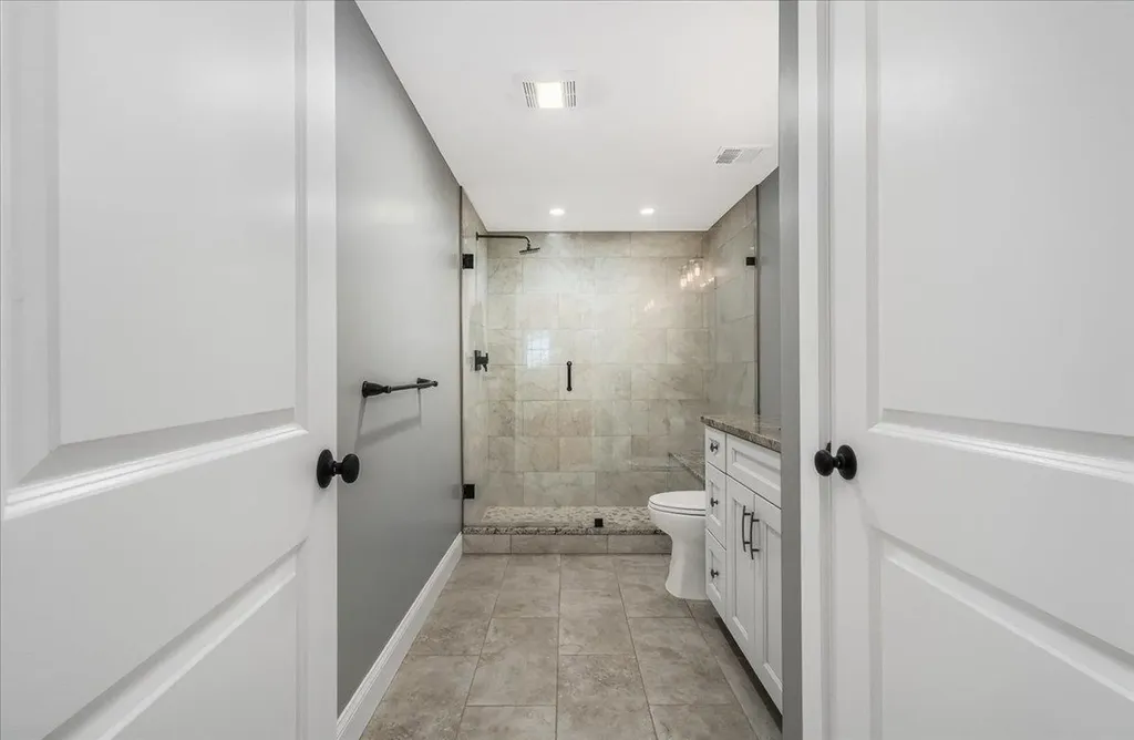 26 Coburn Avenue Nashua NH 03063