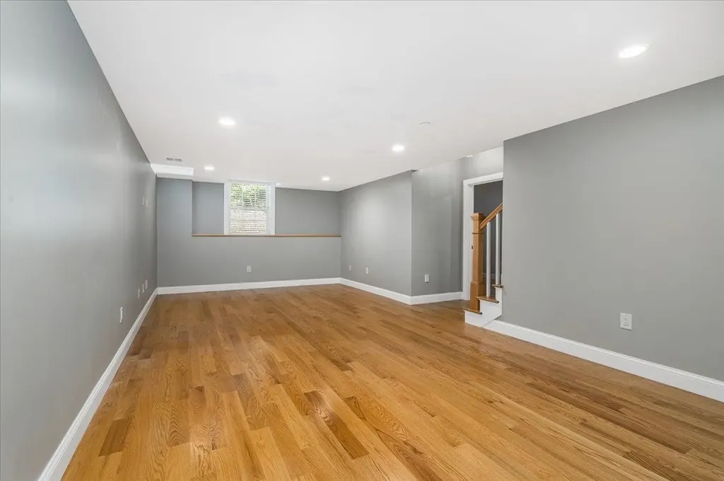 26 Coburn Avenue Nashua NH 03063