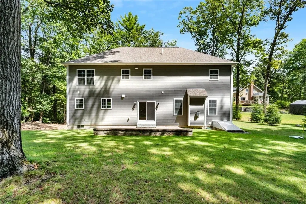 26 Coburn Avenue Nashua NH 03063