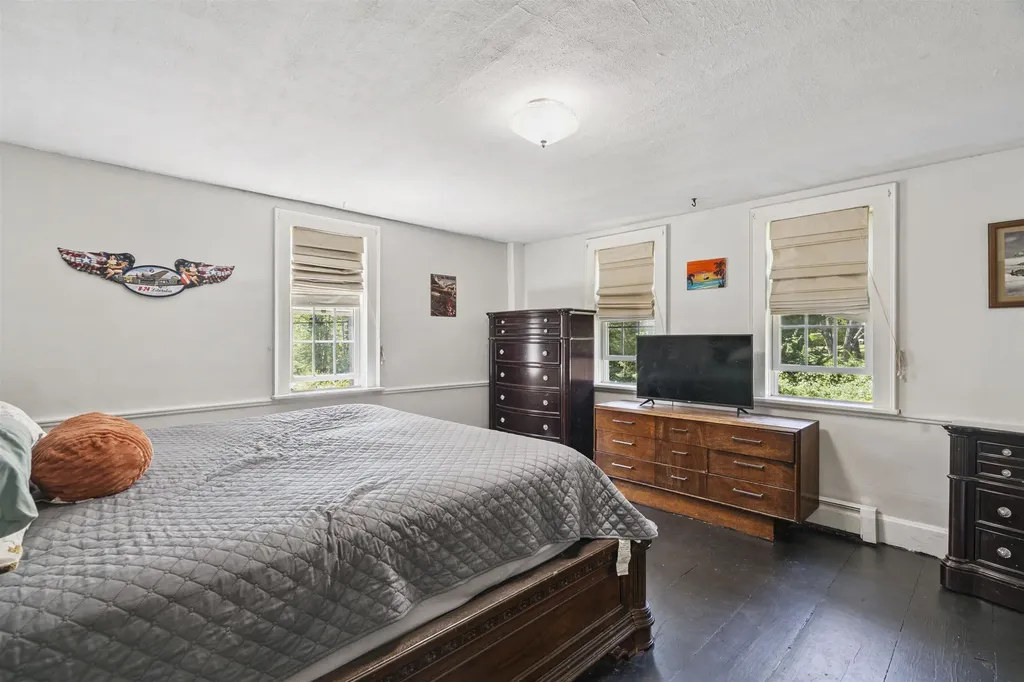 733 White Oaks Road Laconia NH 03246