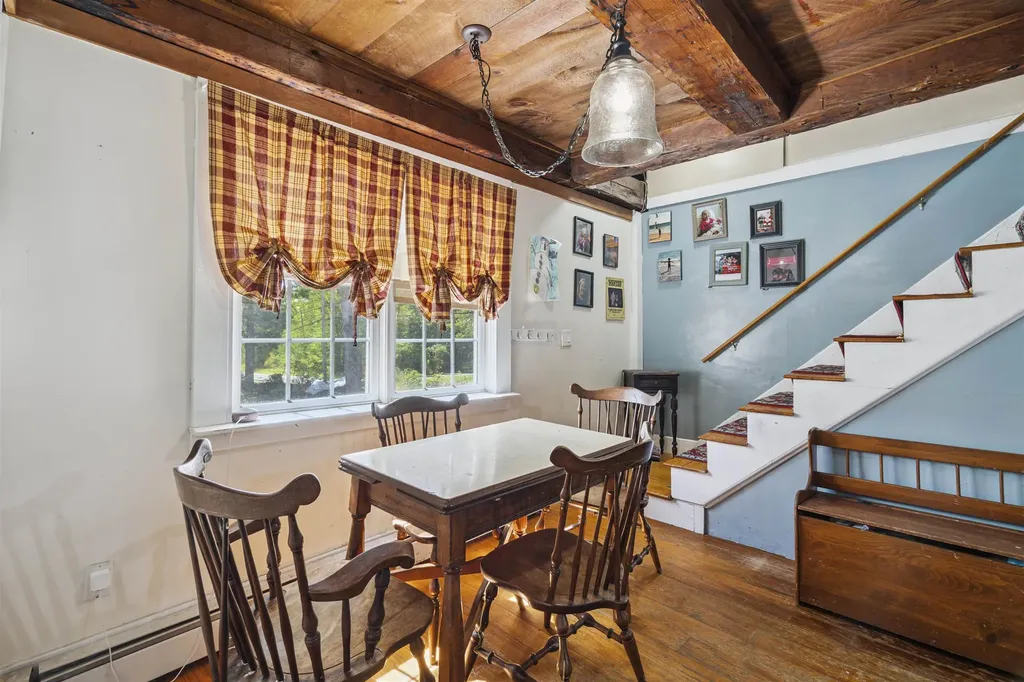 733 White Oaks Road Laconia NH 03246