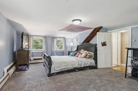 733 White Oaks Road Laconia NH 03246