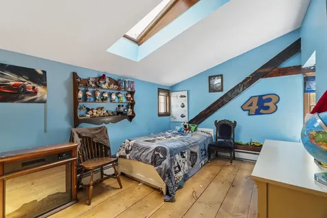 733 White Oaks Road Laconia NH 03246