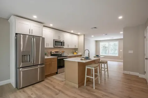 3.5 Mount Pleasant Street Derry NH 03038