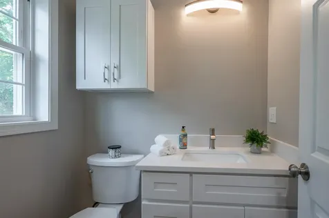 3.5 Mount Pleasant Street Derry NH 03038