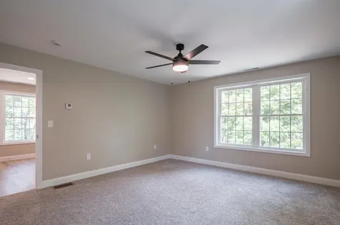 3.5 Mount Pleasant Street Derry NH 03038