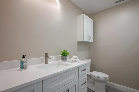 3.5 Mount Pleasant Street Derry NH 03038