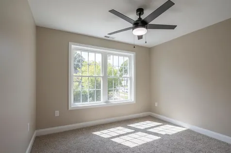 3.5 Mount Pleasant Street Derry NH 03038