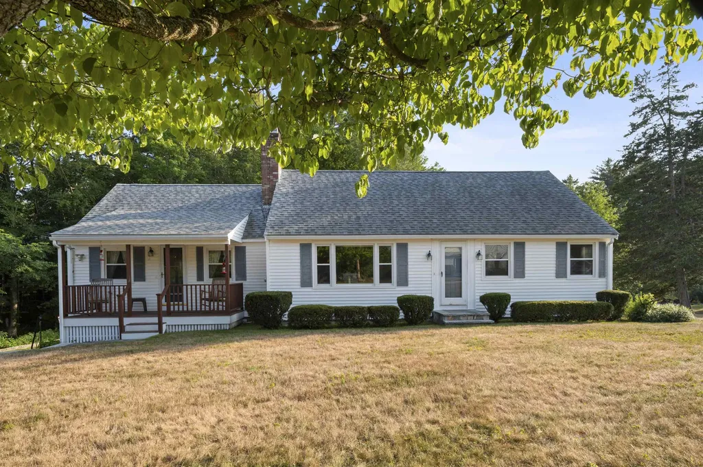 147 Weare Road Seabrook NH 03874