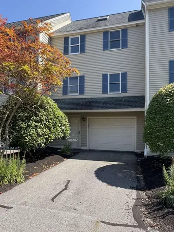 55 Ford's Landing Drive Dover NH 03820