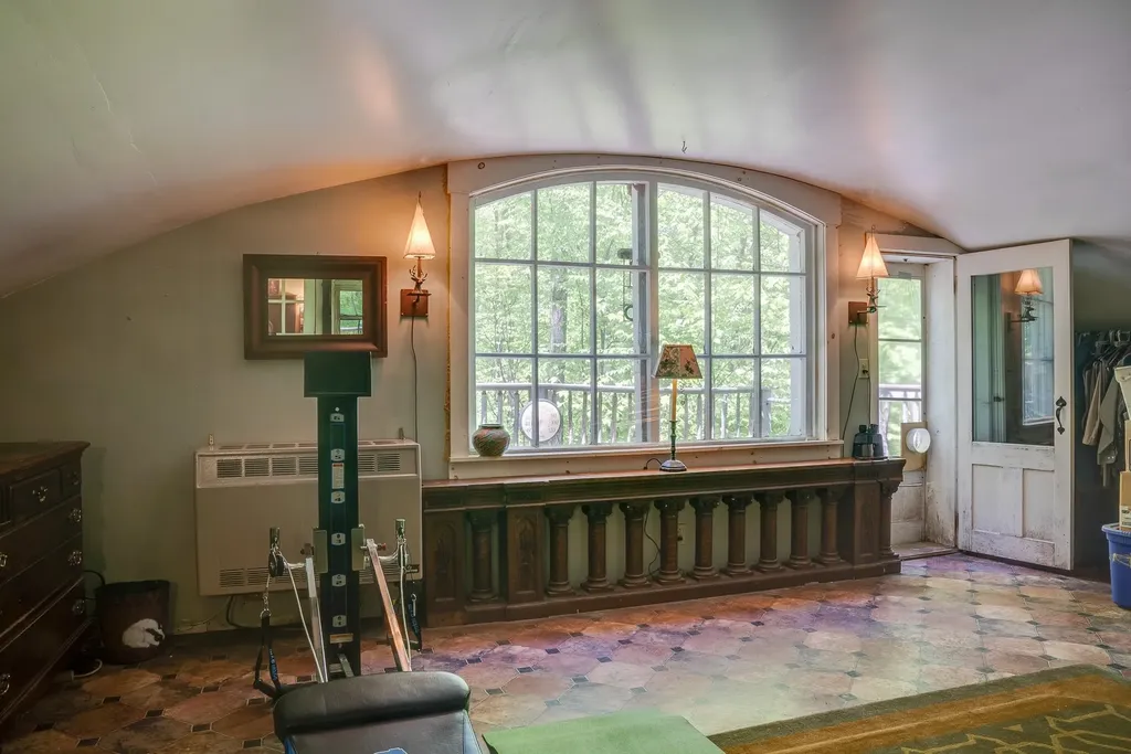 79 Summit Drive New Boston NH 03070