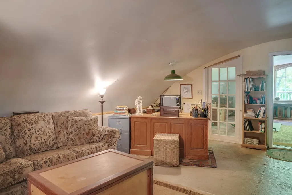 79 Summit Drive New Boston NH 03070