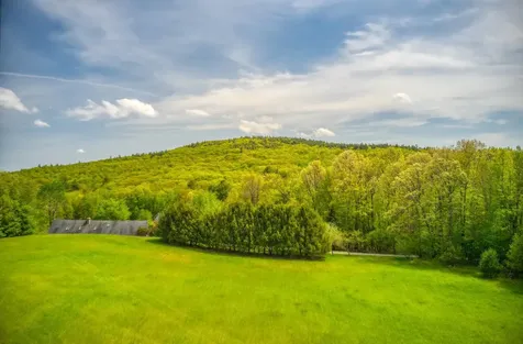 79 Summit Drive New Boston NH 03070