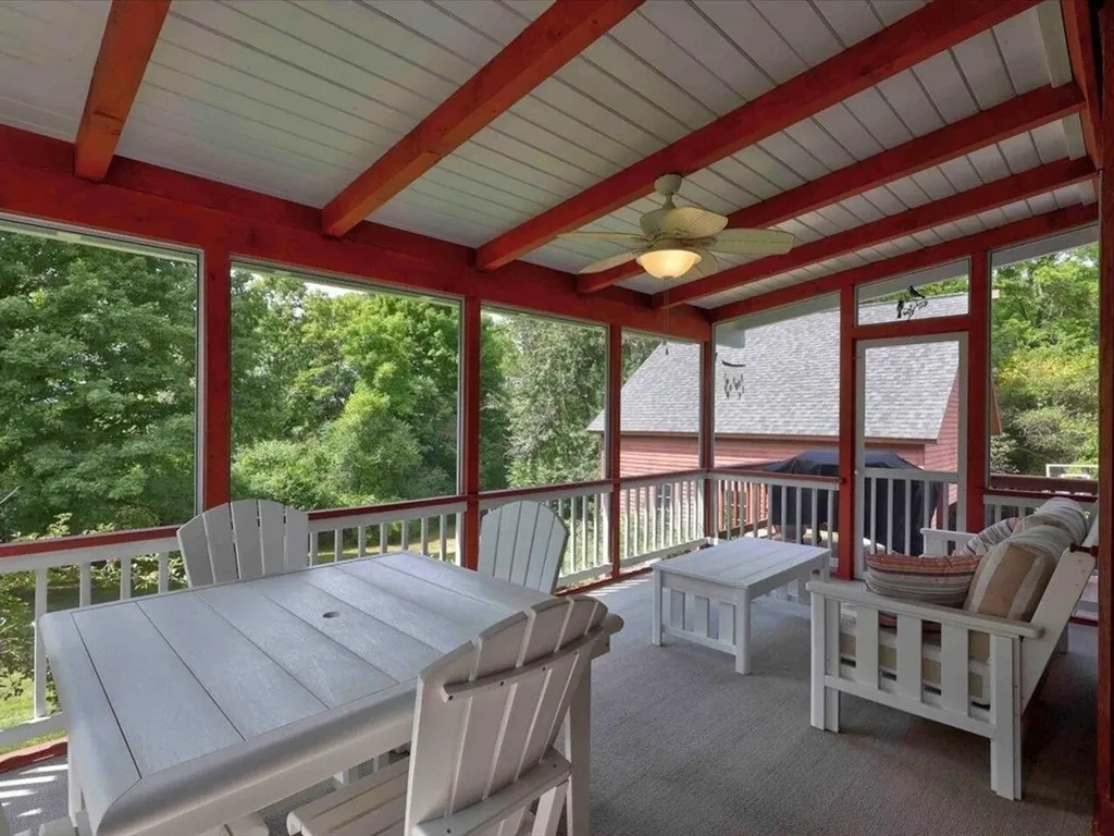 640 Round Barn Road Ferrisburgh VT 05456