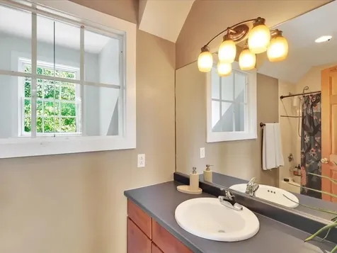 640 Round Barn Road Ferrisburgh VT 05456