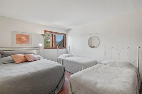 35 Manor Estates Drive Bristol NH 03222