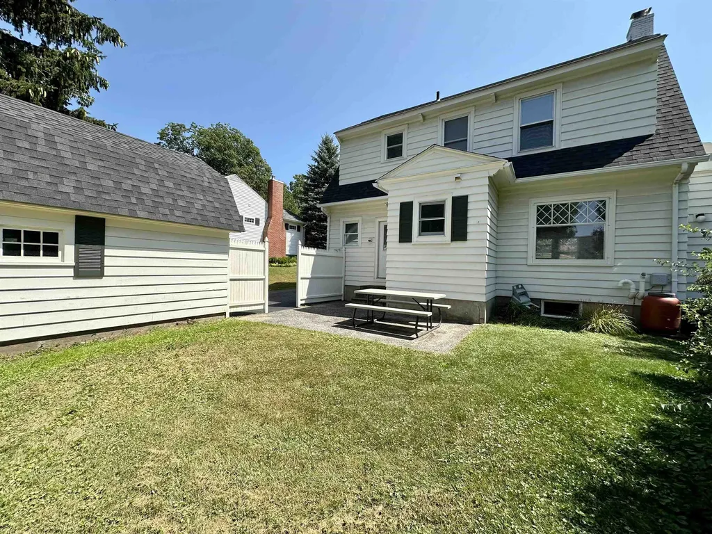 8 Berkley Terrace St. Albans City VT 05478