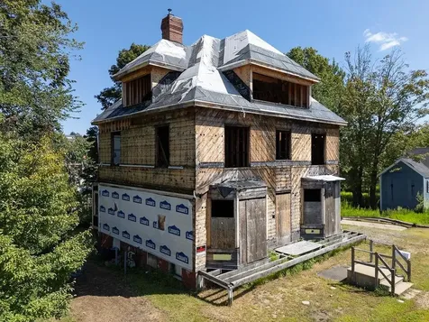 18 Elm Street Northfield NH 03276