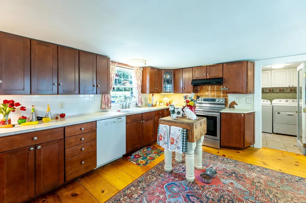 303 Woodbury Road Springfield VT 05156