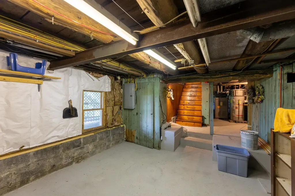 303 Woodbury Road Springfield VT 05156