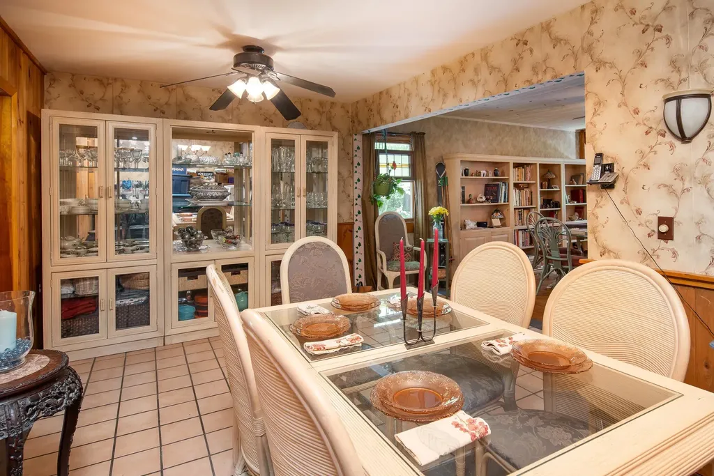 4297 Us Route 4 Mendon VT 05701