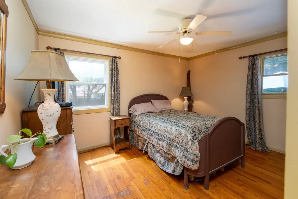 4297 Us Route 4 Mendon VT 05701