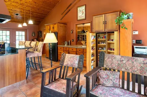 4297 Us Route 4 Mendon VT 05701