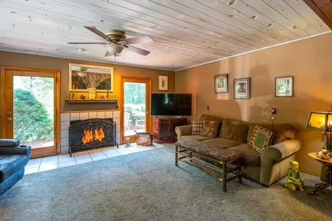 4297 Us Route 4 Mendon VT 05701