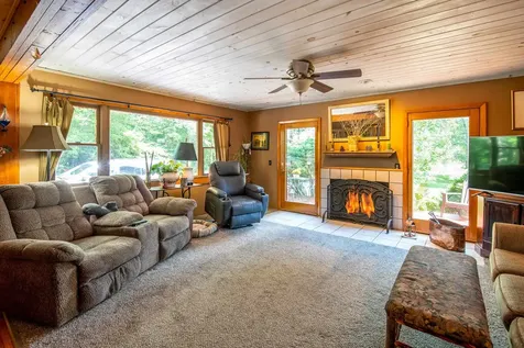 4297 Us Route 4 Mendon VT 05701