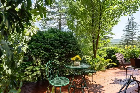 4297 Us Route 4 Mendon VT 05701