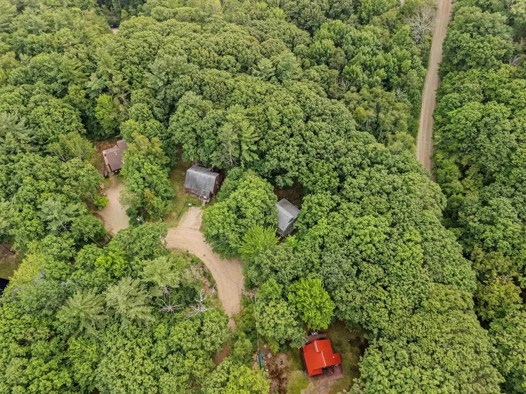 8 Panaway Drive Campton NH 03223