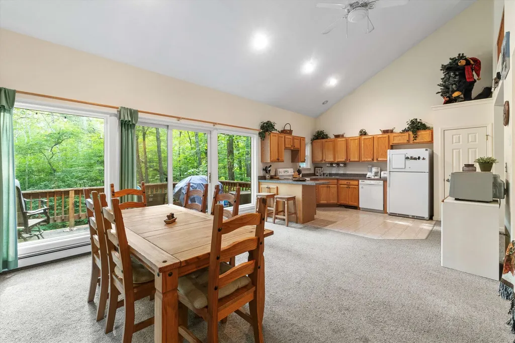 8 Panaway Drive Campton NH 03223