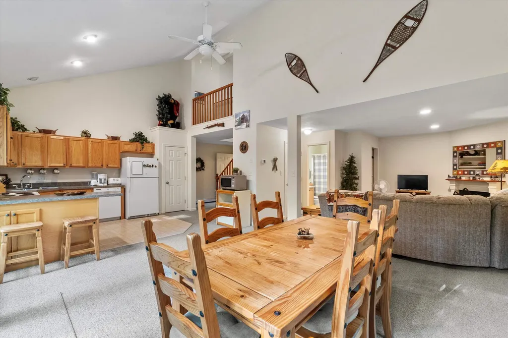 8 Panaway Drive Campton NH 03223