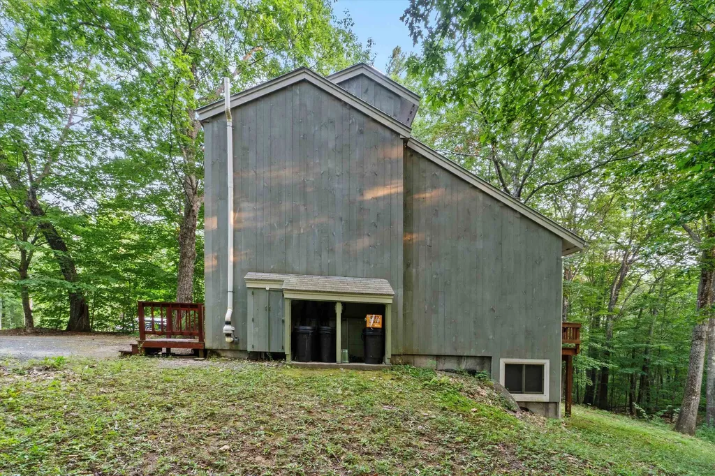 8 Panaway Drive Campton NH 03223