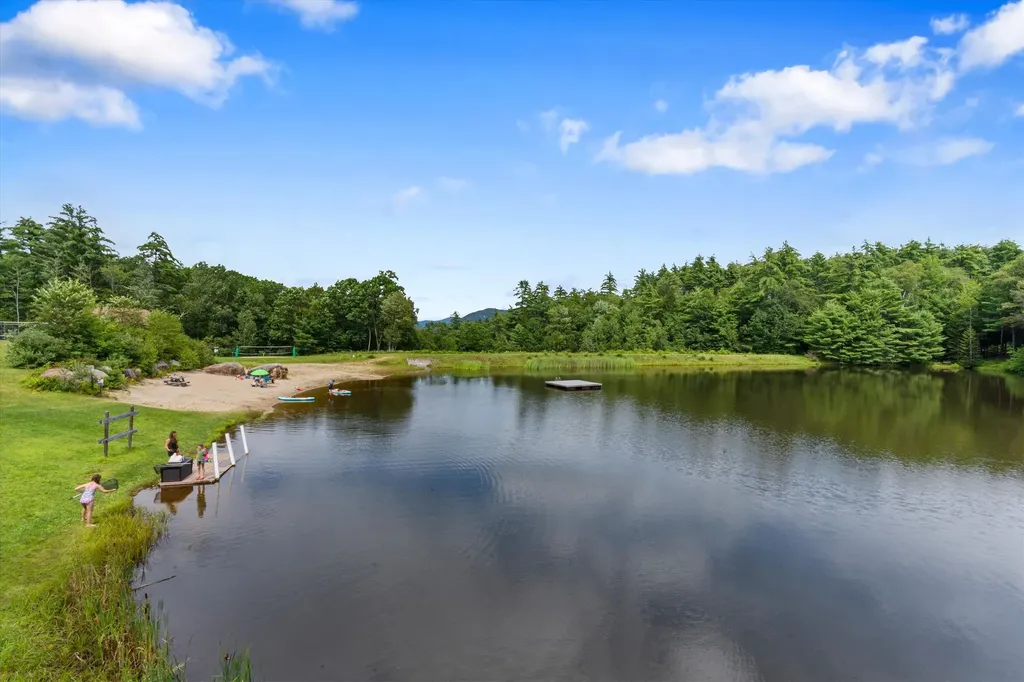 8 Panaway Drive Campton NH 03223