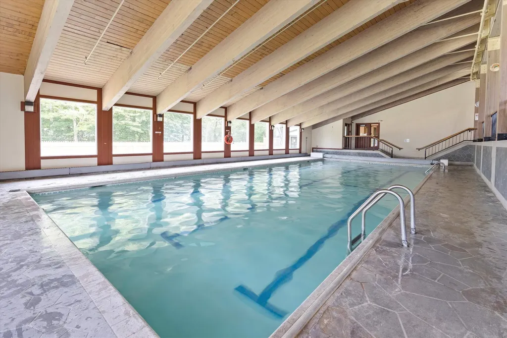 8 Panaway Drive Campton NH 03223