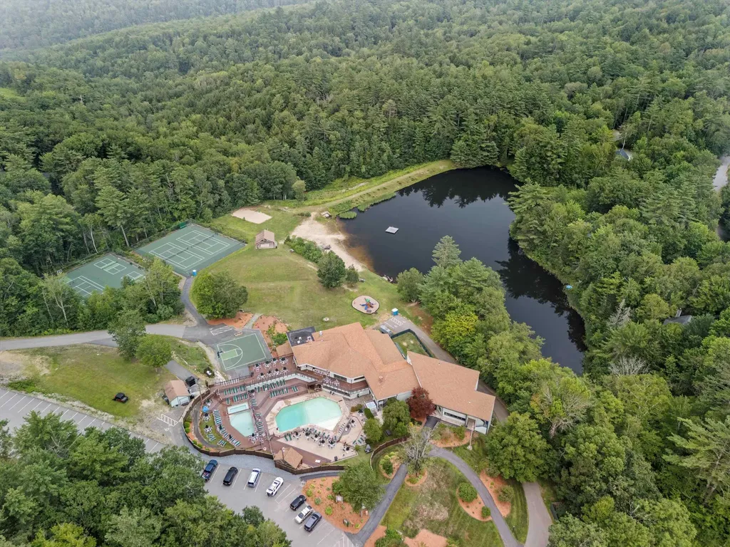 8 Panaway Drive Campton NH 03223