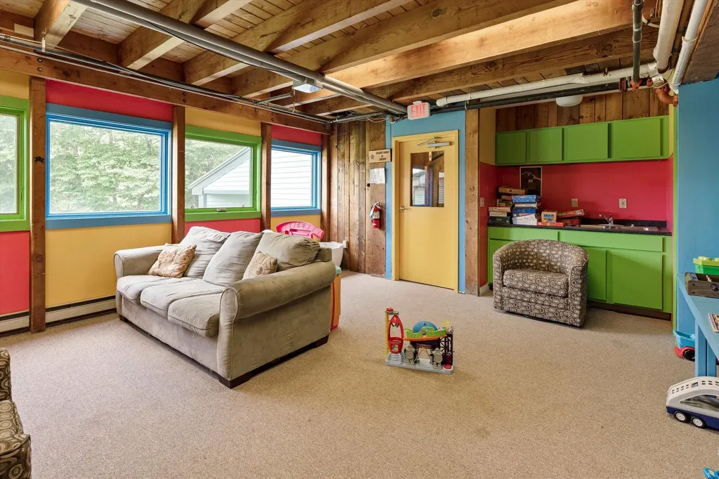 8 Panaway Drive Campton NH 03223