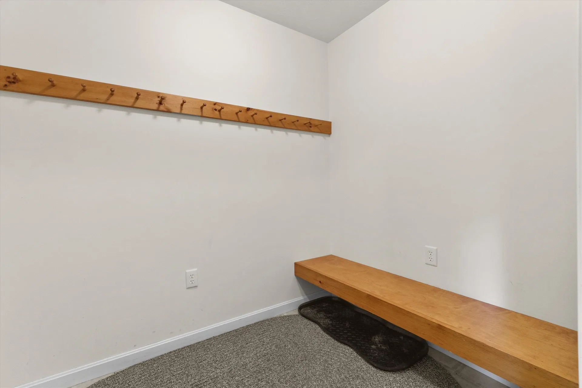 8 Panaway Drive Campton NH 03223