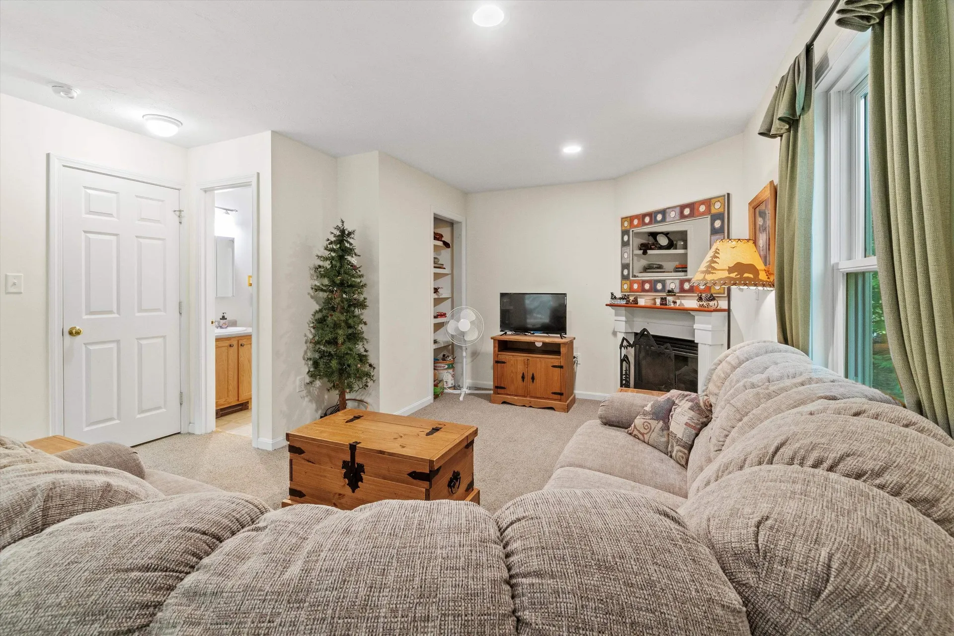 8 Panaway Drive Campton NH 03223