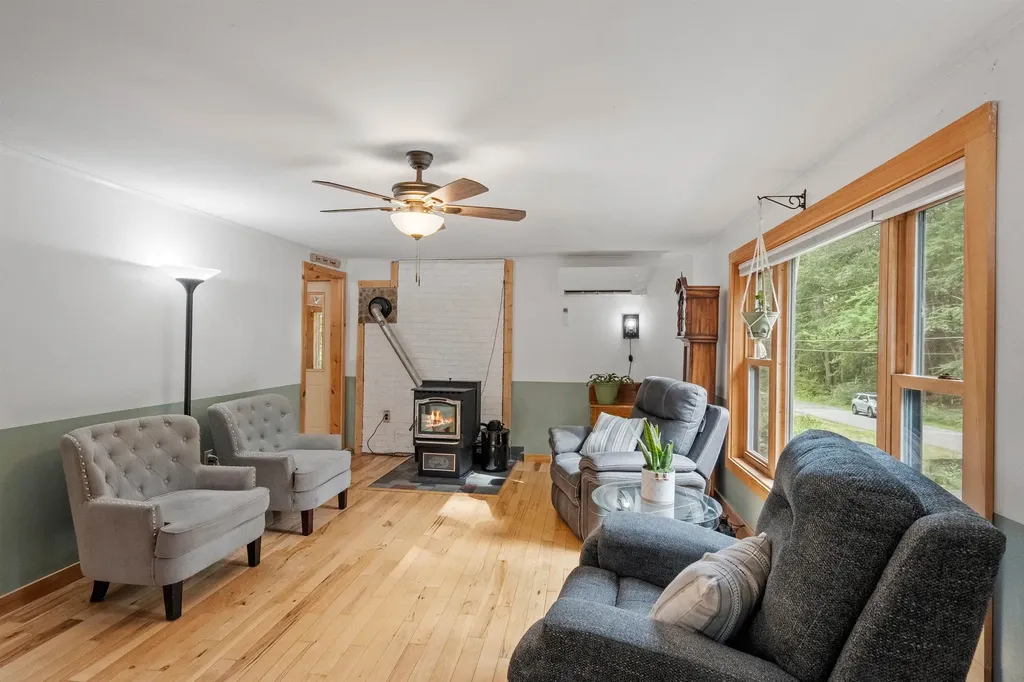 18 Bachelor Drive Alton NH 03810